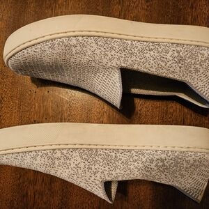 Rothy's size 9 slip ons